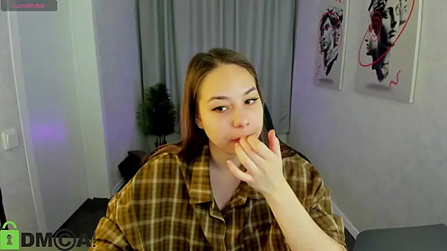 Al1ice Moures online show from 11-03-25, 01:08