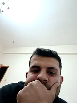 Snapshot of kadiirsekercii chatting on 11-25-25, 08:31 kadiirsekercii online show from 11-25-25, 08:31