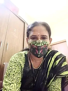 Snapshot of tamil_Boomika chatting on 05-09-26, 05:51 tamil Boomika online show from 05-09-26, 05:51