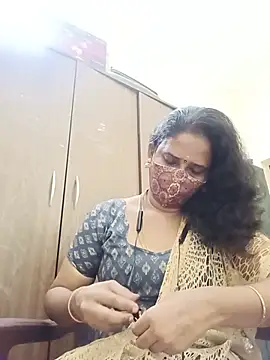 Snapshot of tamil_Boomika chatting on 05-28-26, 01:41 tamil Boomika online show from 05-28-26, 01:41