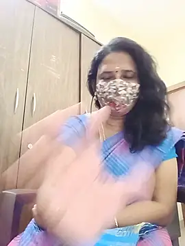 Snapshot of tamil_Boomika chatting on 06-05-26, 05:07 tamil Boomika online show from 06-05-26, 05:07