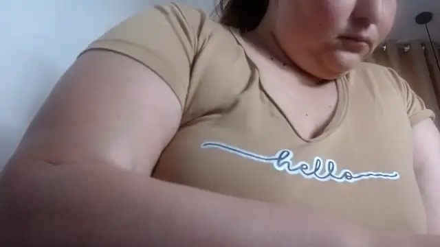 SweetRouse   online show from 12-17-25, 02:01