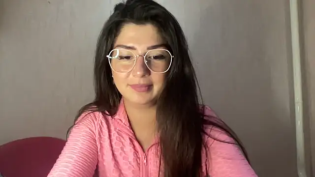 Snapshot of RossyStrawberryV chatting on 10-09-25, 02:37 RossyStrawberryV online show from 10-09-25, 02:37