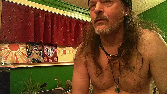 HippieDad333 online show from 05-06-26, 09:03