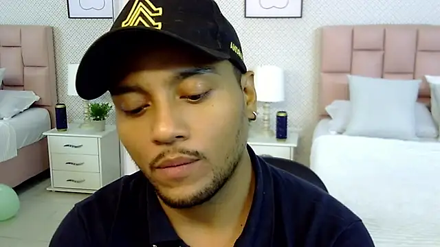 Max Rivers online show from 10-09-25, 07:34