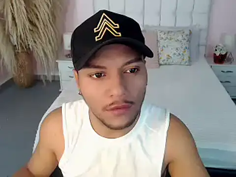 Max Rivers online show from 10-14-25, 11:55