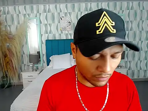Max Rivers online show from 10-17-25, 07:05