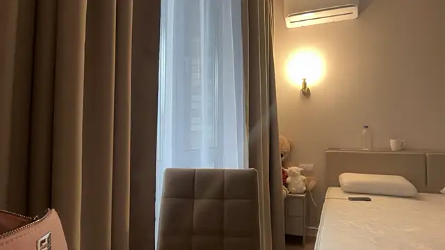 CandysRose online show from 04-19-26, 04:23