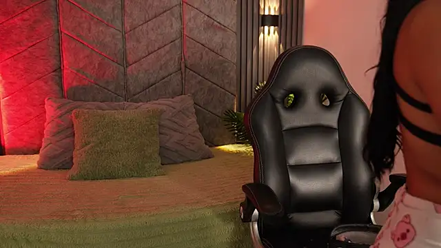 AuroraLanee online show from 10-06-25, 08:17