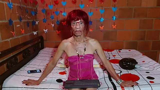 Snapshot of lorenacapelli chatting on 10-23-25, 12:21 lorenacapelli online show from 10-23-25, 12:21