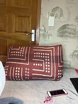 Bellabootie online show from 04-14-26, 07:03