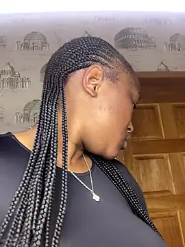 Snapshot of Bellabootie chatting on 07-09-26, 11:03 Bellabootie online show from 07-09-26, 11:03
