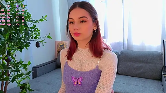 LunaraRada online show from 03-20-26, 09:14