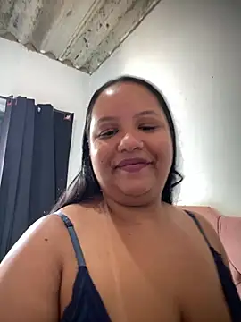 Snapshot of EggedGrowth chatting on 01-18-26, 01:59 EggedGrowth online show from 01-18-26, 01:59