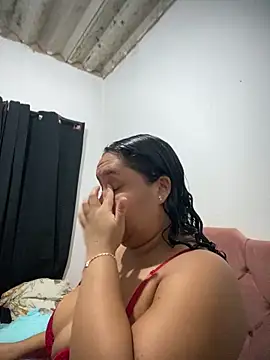 Snapshot of EggedGrowth chatting on 01-31-26, 11:14 EggedGrowth online show from 01-31-26, 11:14