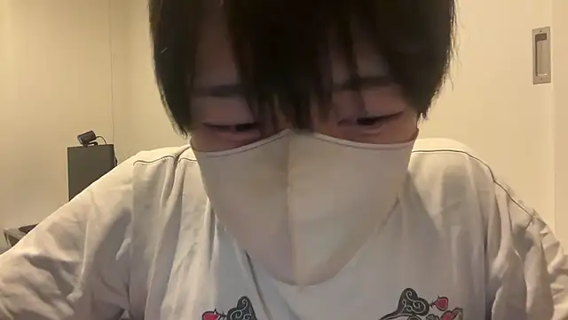 Snapshot of tora3220 chatting on 05-22-26, 02:44 tora3220 online show from 05-22-26, 02:44