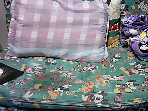 Ella marie14 online show from 11-20-25, 09:14