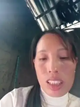 Snapshot of Sera_sexy01 chatting on 10-23-25, 06:56 Sera sexy01 online show from 10-23-25, 06:56