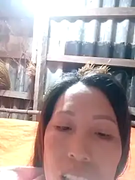 Snapshot of Sera_sexy01 chatting on 10-24-25, 08:05 Sera sexy01 online show from 10-24-25, 08:05