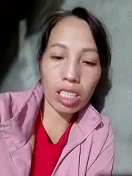 Snapshot of Sera_sexy01 chatting on 11-22-25, 12:09 Sera sexy01 online show from 11-22-25, 12:09