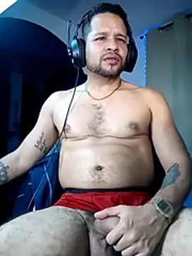 LucasGaeel online show from 12-02-25, 01:22