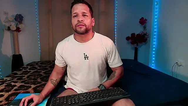 LucasGaeel online show from 04-13-26, 12:10