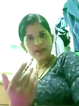 Snapshot of Cuty_nensi chatting on 10-30-25, 07:43 Cuty nensi online show from 10-30-25, 07:43