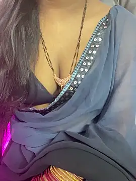 Snapshot of sweet-ananya23 chatting on 10-12-25, 06:45 sweet-ananya23 online show from 10-12-25, 06:45