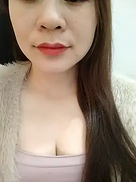 Girl Shy2000 online show from 12-18-25, 05:24