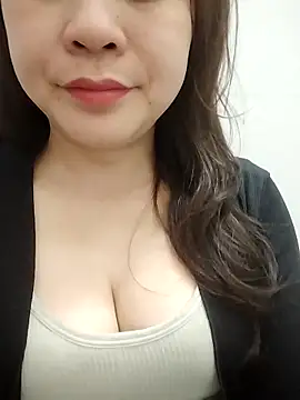 Girl Shy2000 online show from 03-05-26, 10:17