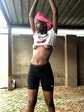 Caramel102004 online show from 01-07-26, 10:07