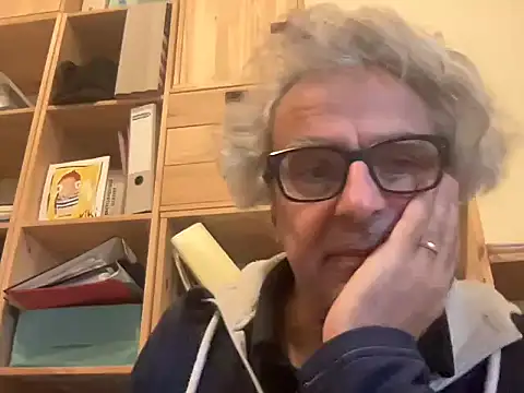 chtentation online show from 02-24-26, 04:16