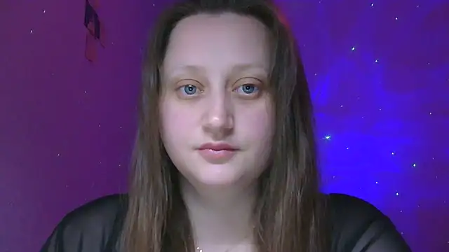 Snapshot of Omivelle chatting on 11-12-25, 05:24 Omivelle online show from 11-12-25, 05:24