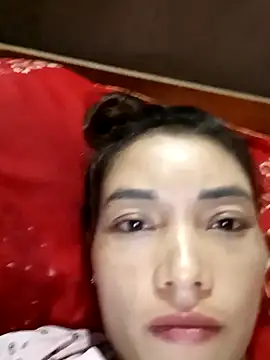 Snapshot of Phiny_xx chatting on 10-16-25, 06:47 Phiny xx online show from 10-16-25, 06:47