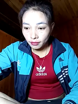 Snapshot of Phiny_xx chatting on 11-03-25, 01:40 Phiny xx online show from 11-03-25, 01:40