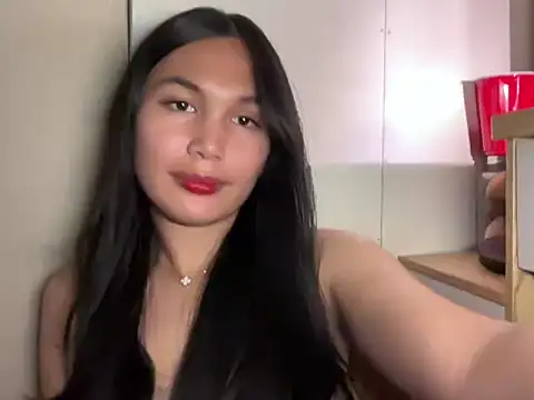 FelicityLincoln online show from 04-19-26, 06:10