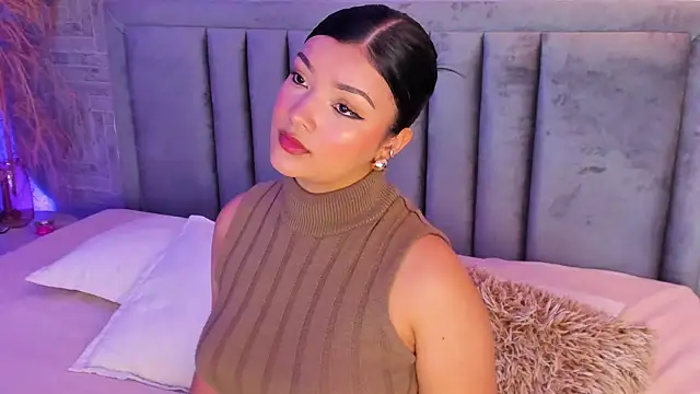 EmmaBlossom online show from 10-06-25, 06:49