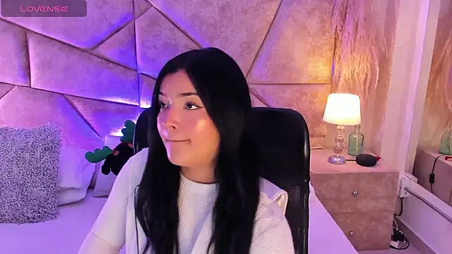 EmmaBlossom online show from 11-16-25, 03:28