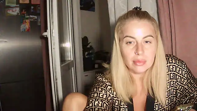 Miravynn online show from 03-30-26, 07:59