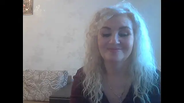 Snapshot of LadySexyBlond chatting on 05-28-26, 12:24 LadySexyBlond online show from 05-28-26, 12:24