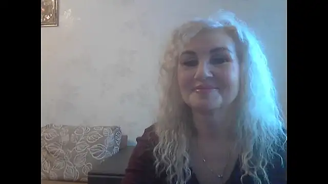 Snapshot of LadySexyBlond chatting on 06-04-26, 03:51 LadySexyBlond online show from 06-04-26, 03:51