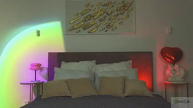 Nicole Broown  online show from 02-14-26, 09:00