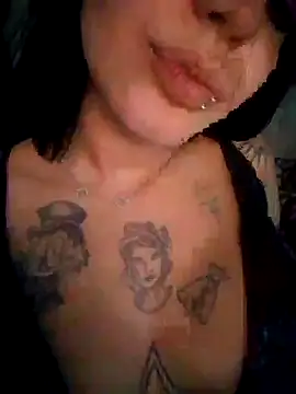 Snapshot of afrodite3145 chatting on 09-25-25, 12:03 afrodite3145 online show from 09-25-25, 12:03