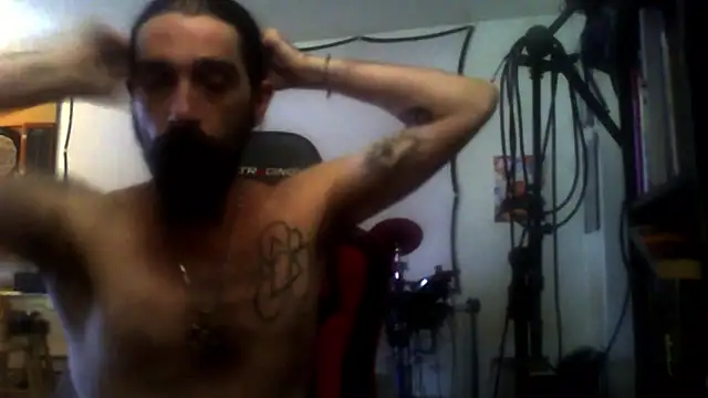 Snapshot of Neekaleek89 chatting on 09-24-25, 10:24 Neekaleek89 online show from 09-24-25, 10:24