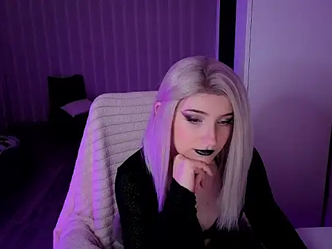 Snapshot of violet-siren-x chatting on 02-19-26, 08:54 violet-siren-x online show from 02-19-26, 08:54