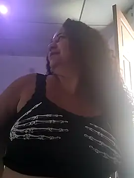 MEYBELLATINA online show from 04-17-26, 09:18