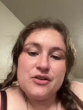 BuzzBunni69 online show from 04-14-26, 05:41