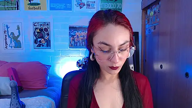 Snapshot of Amy66 chatting on 07-09-26, 08:13 Amy66 online show from 07-09-26, 08:13