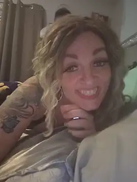 Snapshot of arianna1993 chatting on 09-27-25, 07:35 arianna1993 online show from 09-27-25, 07:35