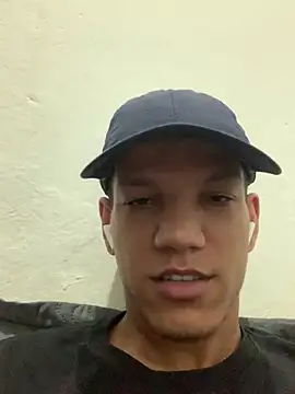 Snapshot of Baianinhosp chatting on 11-08-25, 12:33 Baianinhosp online show from 11-08-25, 12:33